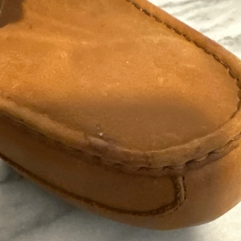 UGG Men's leather moccasin loafers brown leather fur lined men’s sz 12